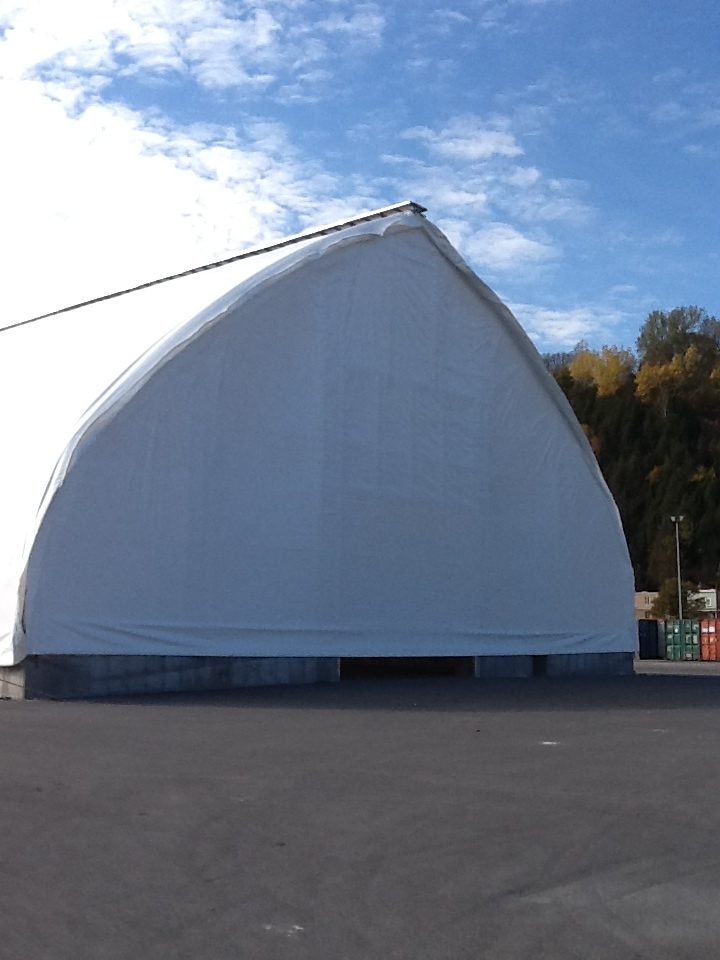 Fabric building - closed end wall